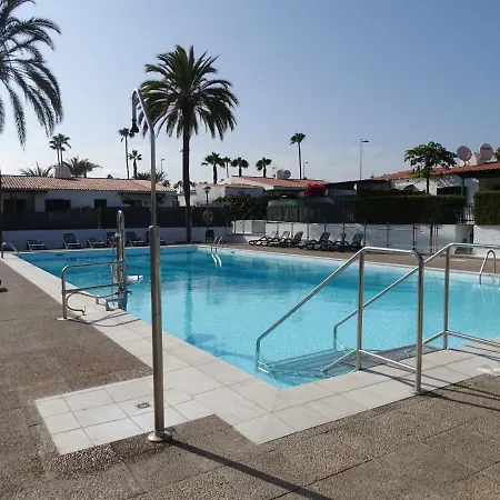 度假居 Tartanas Granca